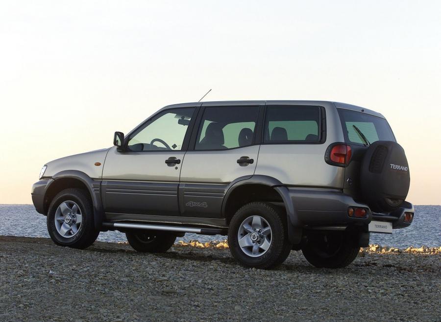 Nissan Terrano II 5-Door 1999 года  (фото 14 из 16)